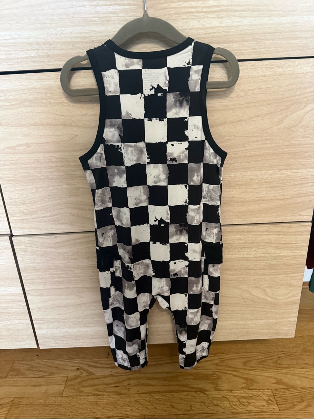 Little bipsy checkered sleeveless romper 9-12 - Picture 3 of 4